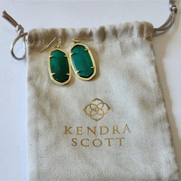 Kendra Scott Gold Emerald Green Elle? Drop Earrings - Picture 5 of 5